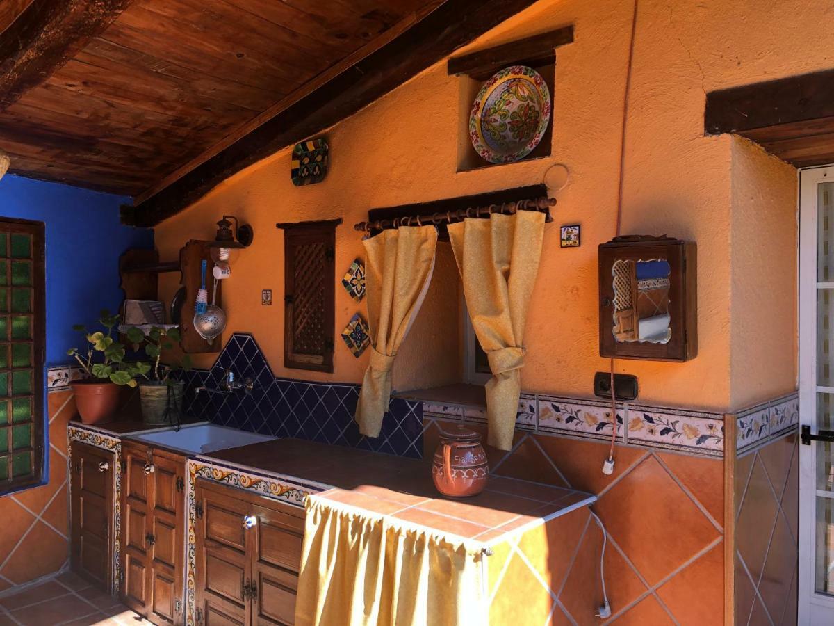 Casa Rural De Anil - Jardin Privado, Wifi, Netflix Y Aire Acondicionado Guest House Velliza Bagian luar foto